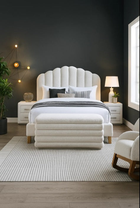 Panel teddy bed